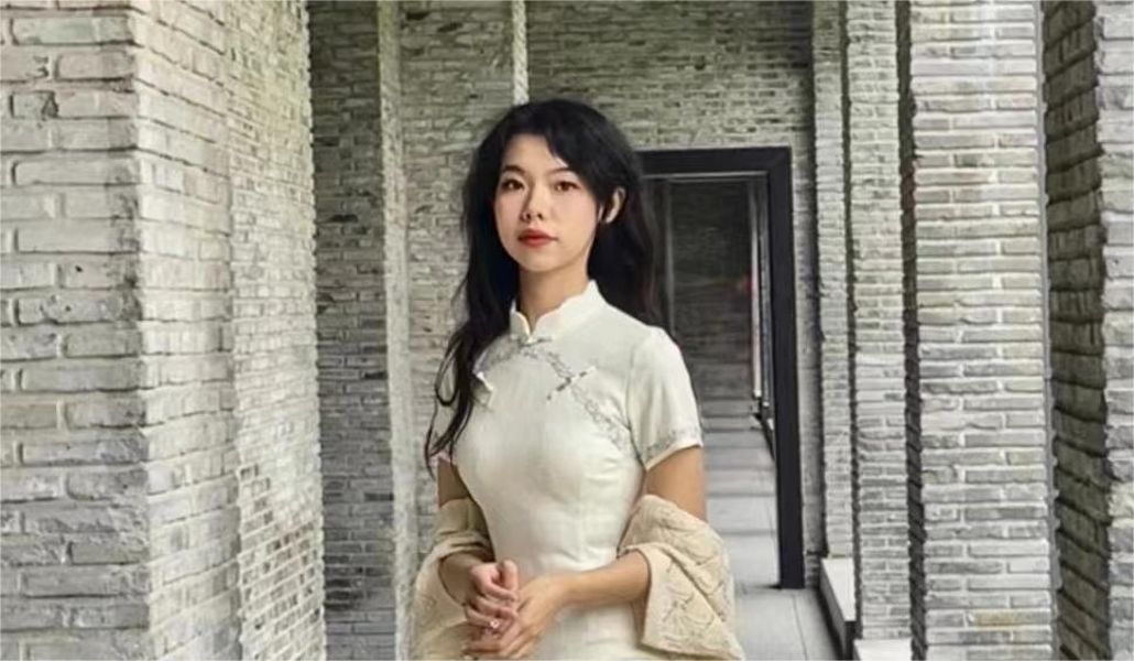 在嘉兴，第一次穿旗袍